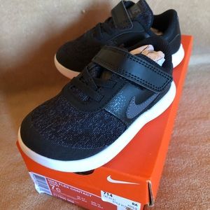 NWT Nike Toddler Flex Shoes